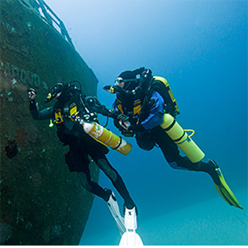 Sidemount Diver